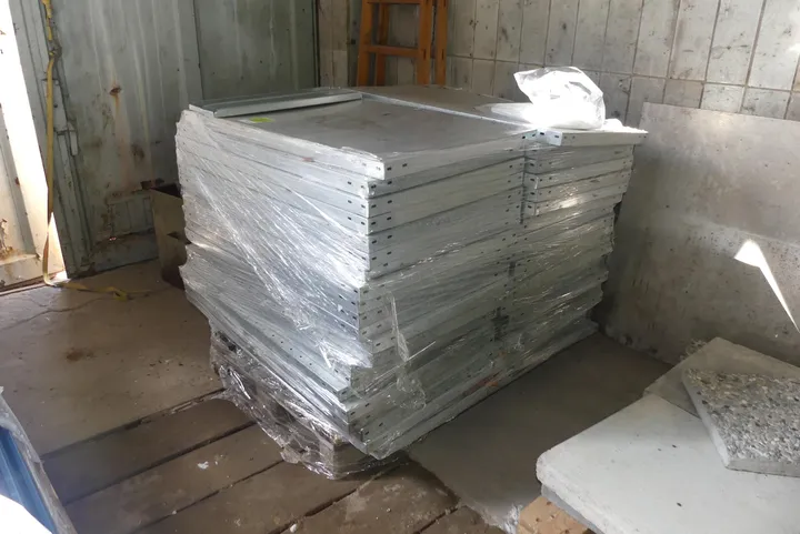 Posten Regalböden
